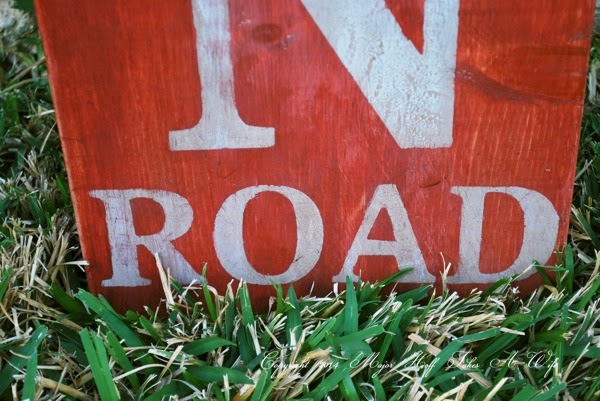 Vintage looking road sign