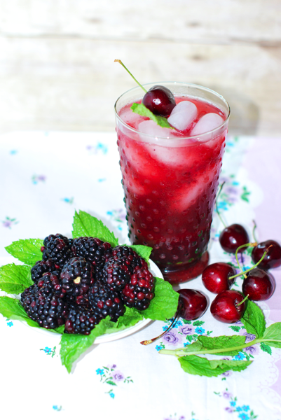 How to make Blackberry Mint Cherry Limeade