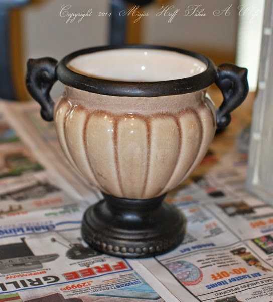 Ceramic Urn fronm thrift store Before picture