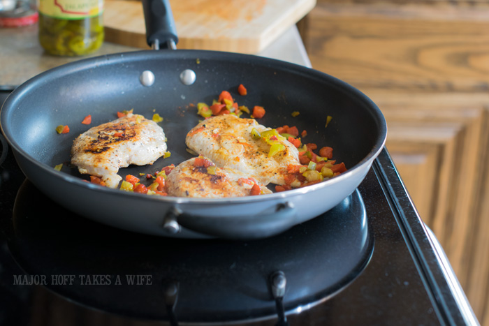 How to cook chicken and peppers in a skillet.Holiday Memories with Mezzetta! This easy lunch or dinner recipe will have you sailing through the holidays. Casual enough for everyday, but colorful enough for a holiday feast! Features 3 different peppers and packs a flavorful punch! All in less than 20 minutes! There is also a coupon for Mezzetta products as well as a chance to win 1 of 31 Holiday Gift Baskets! #MezzettaMemories #SharingJoy #Chicken #Peppers #Easy #dinner #recipe
