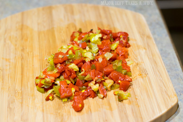 Three Pepper Chutney. 3 Pepper Chicken.Holiday Memories with Mezzetta! This easy lunch or dinner recipe will have you sailing through the holidays. Casual enough for everyday, but colorful enough for a holiday feast! Features 3 different peppers and packs a flavorful punch! All in less than 20 minutes! There is also a coupon for Mezzetta products as well as a chance to win 1 of 31 Holiday Gift Baskets! #MezzettaMemories #SharingJoy #Chicken #Peppers #Easy #dinner #recipe