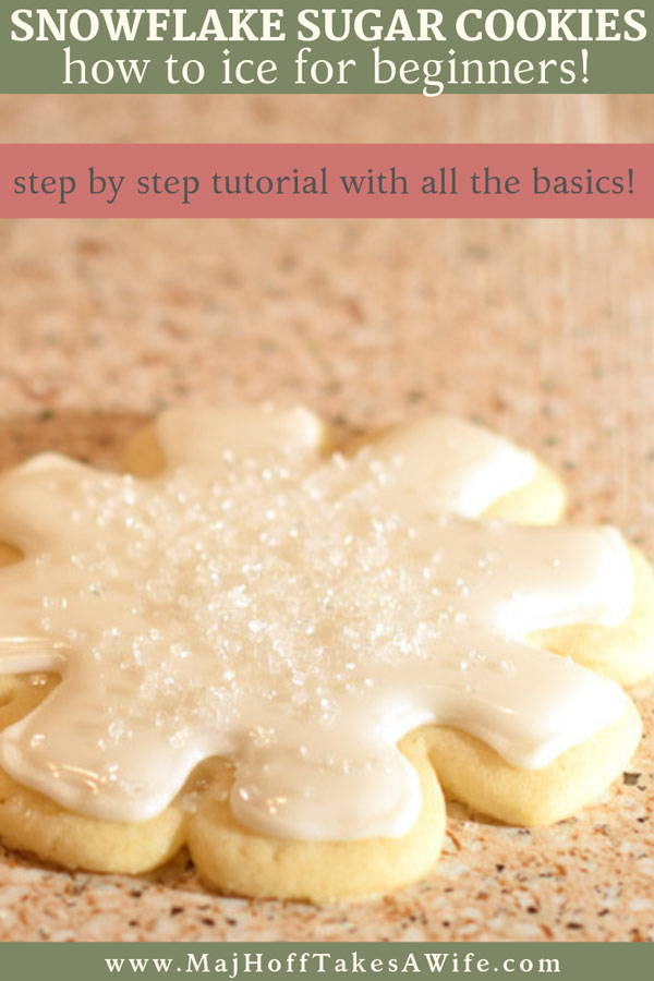 How to ice and frost sugar cookie snowflakes for beginners. Learn the ends and outs to making the perfect icing for sugar cookies, how to pipe an edging, flooding a cookie and more! Step by step to take the intimidation out! So grab your favorite sugar cookie recipe, whip up some simple icing, and make the most perfect Christmas cookies for gifting! #Christmasrecipes #Christmascookies #snowflakes via @mrsmajorhoff