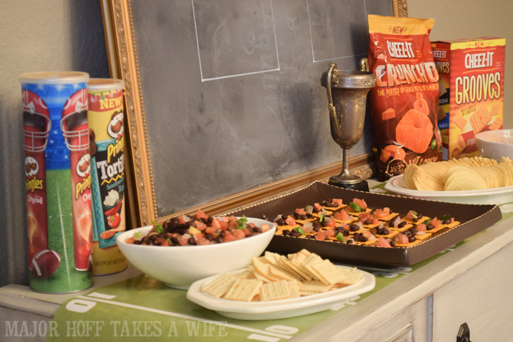 Big game party food ideas. An easy to throw party for the Big Game. Features easy party ideas for snacks, dips and decor. Includes a recipe for Roasted Red Pepper Hummus without seeds! #BigGameSnacks #collectiveBias #ad 