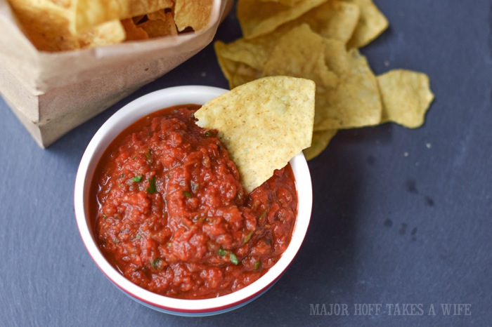 Homemade salsa recipe, how to use canned tomatoes for salsa, easy salsa recipe