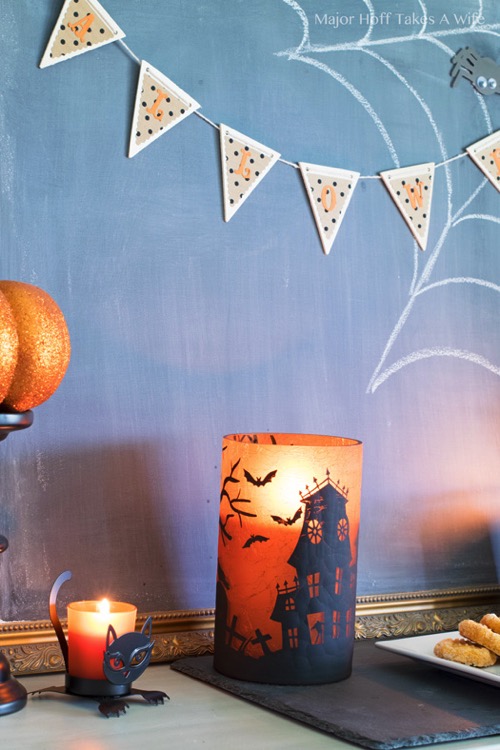 Haunted Halloween Sillhoutte jar candle holder