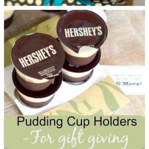 DIY Pudding Cup Holders For Gift Giving With Free Printables Easy to make DIY pudding cup holders for gift giving along with free printable tags for new neighbors, teachers or friends! #chocolate #smores #readysetsnack #cbias #ad
