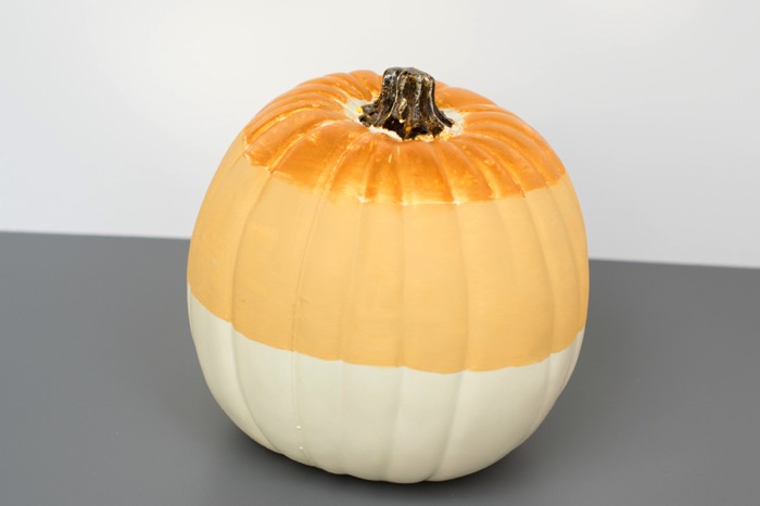 Shimmer on a pumpkin