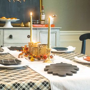 Plaid Thanksgiving Tablescape and Dining Room Decor