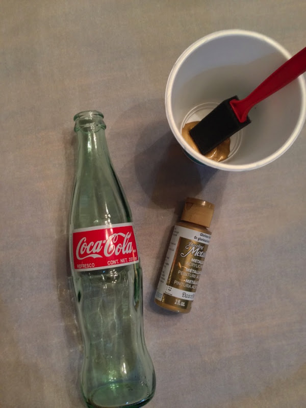 Painting a coke bottle