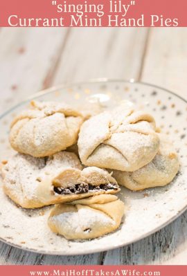 Is it a chorley cake? Singing Lily? An Eccles Cake? A currant cake? Whatever they are, these traditional mini hand pies are adorable. Based on a recipe from my British Great Grandmother- simply fold extra pie crust around a heaping spoonful of currants and sugar. Perfect for those leftover Thanksgiving and Christmas pie crust scraps!