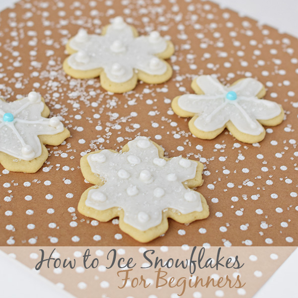 How to ice and frost sugar cookie snowflakes for beginners