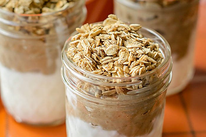 Pumpkin spice yogurt and granola parfaits will fill all your fall cravings! Simply layer Greek yogurt and granola with an easy to prepare pumpkin pudding. 