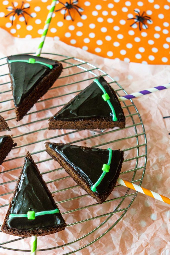 Set out these brownie pops for a fun kids Halloween party