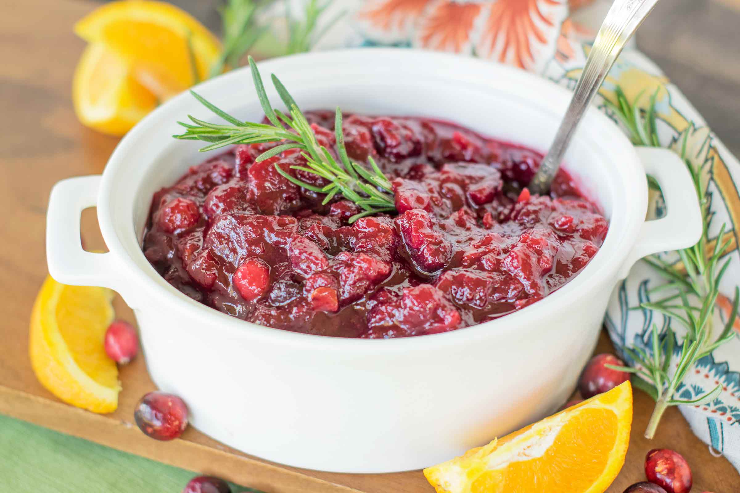 Jellied Cranberry Sauce - Beyond The Chicken Coop