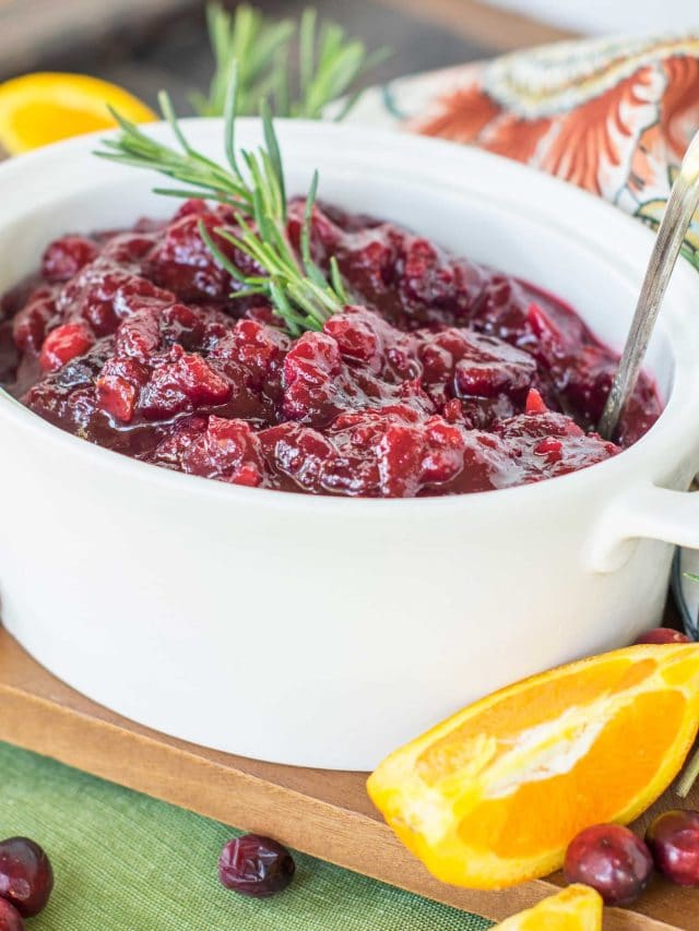 The BEST make ahead cranberry sauce!
