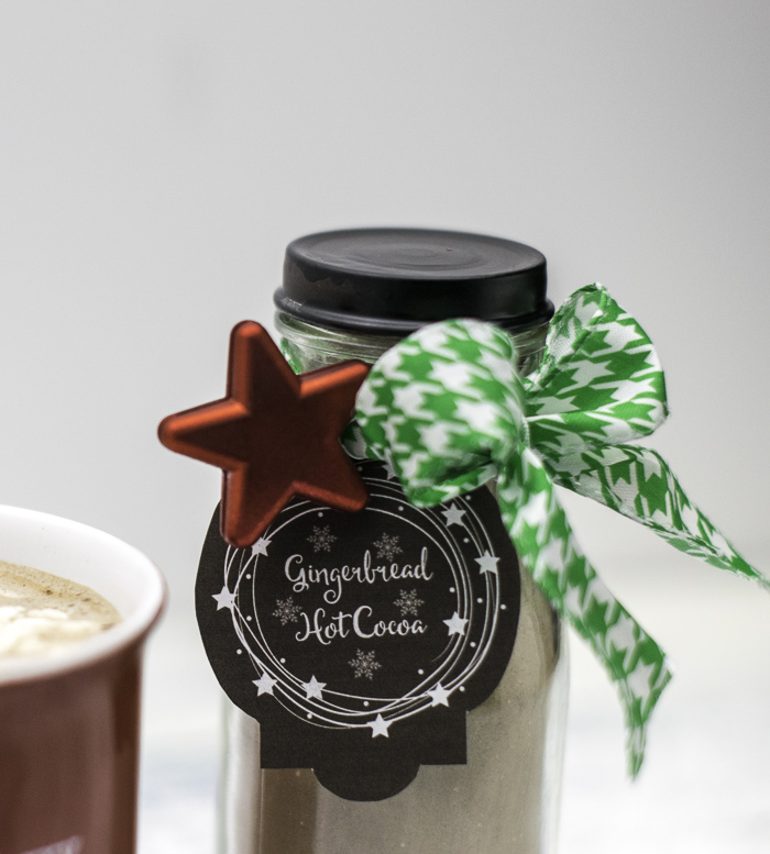 Free printable tags for gingerbread hot cocoa gifts